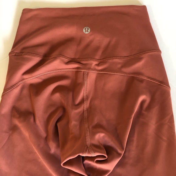 Lululemon In Movement Crop - Picture 3 of 8